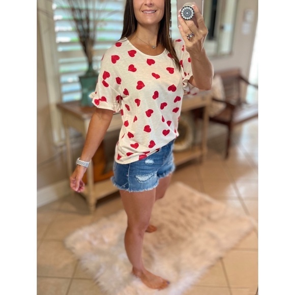 Tops - Heart Valentine Round Neck Short Ruffle Flutter Sleeve Top Red White 2522